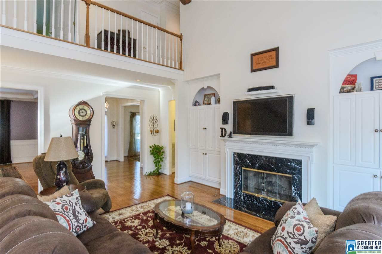 5007 TRACE CROSSINGS LN, Hoover, AL 35244