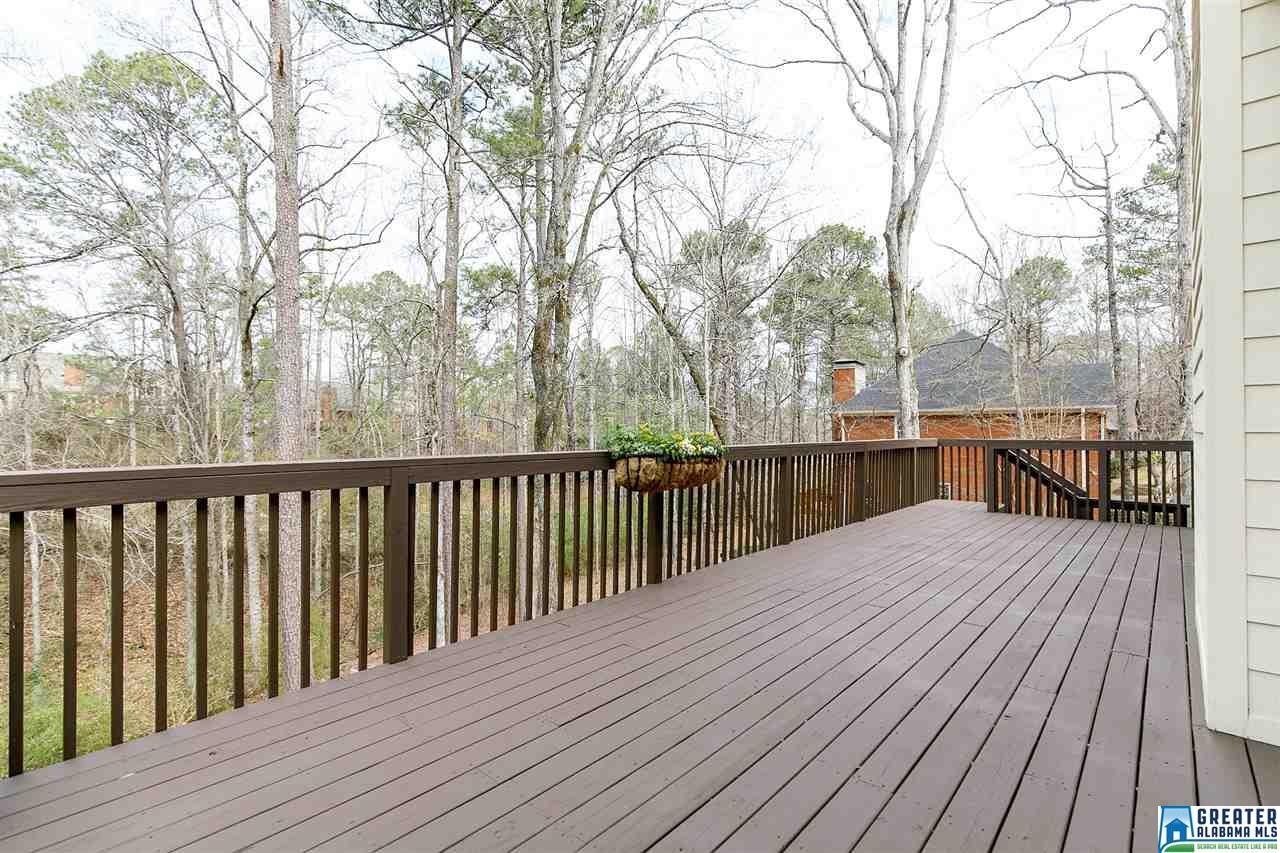 1918 FOREST CREEK DR, Hoover, AL 35244