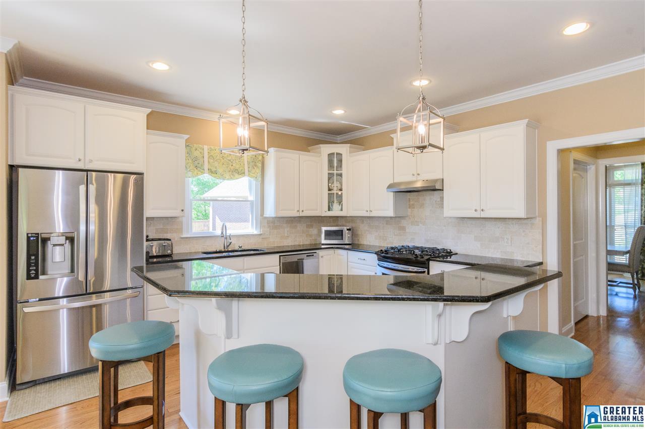 5042 EMERALD CT, Hoover, AL 35244