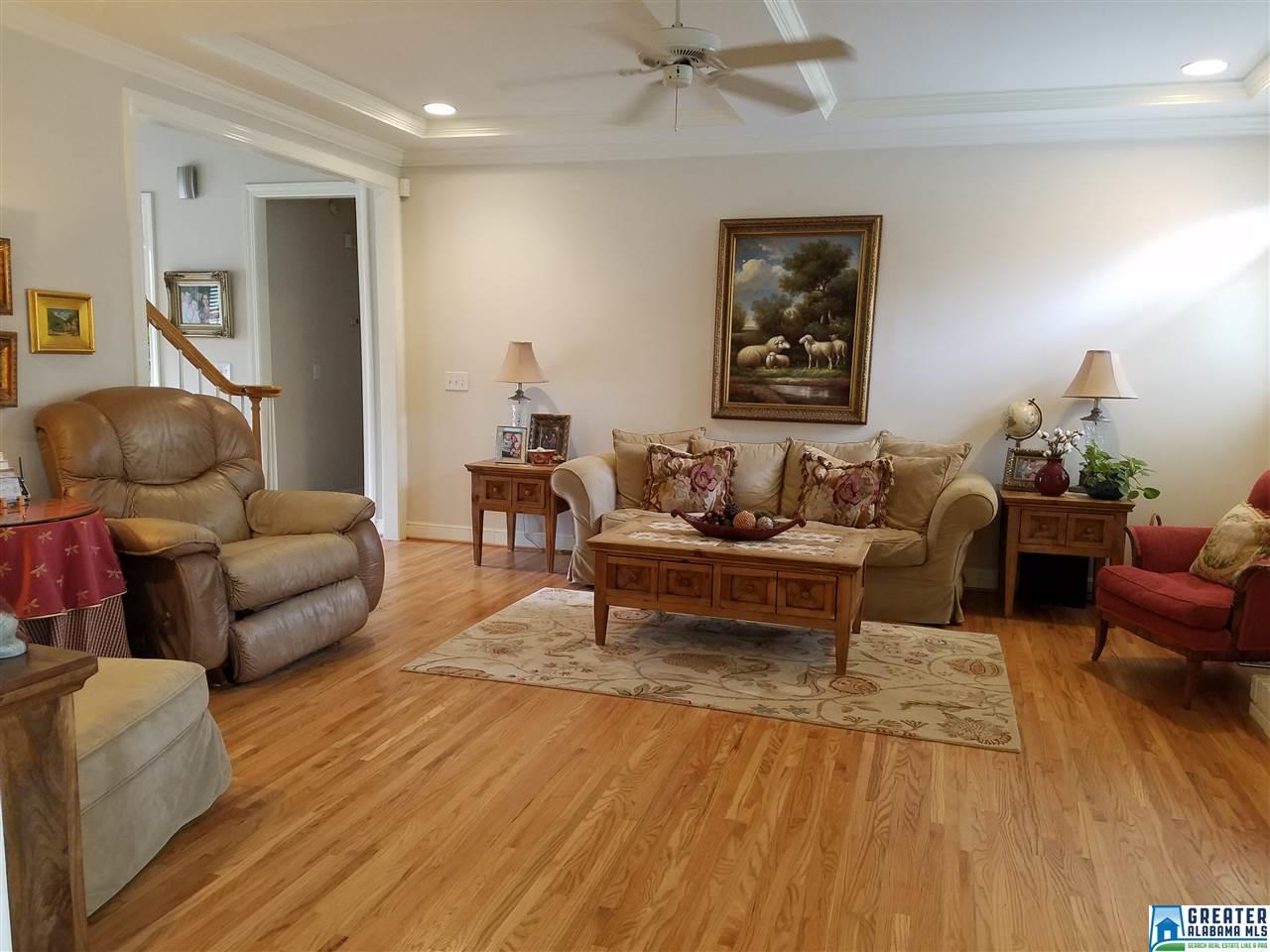 193 BROOK TRACE DR, Hoover, AL 35244