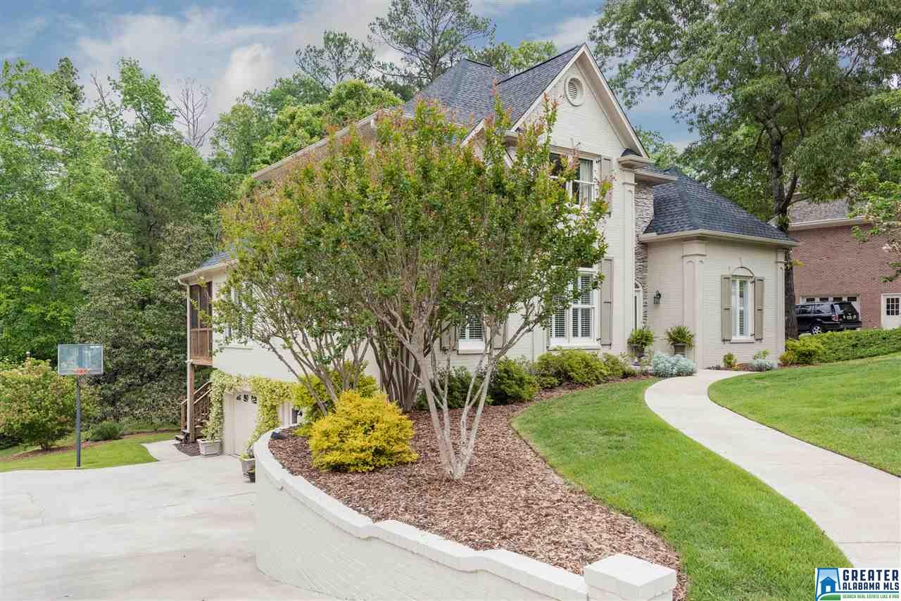 5013 TRACE CROSSINGS LN, Hoover, AL 35244