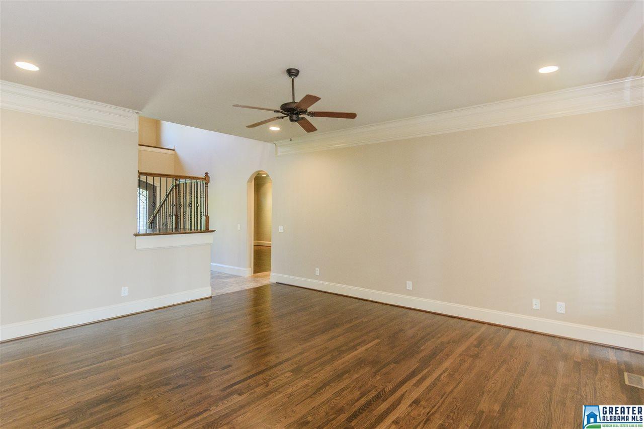 1480 SCOUT RIDGE DR, Hoover, AL 35244