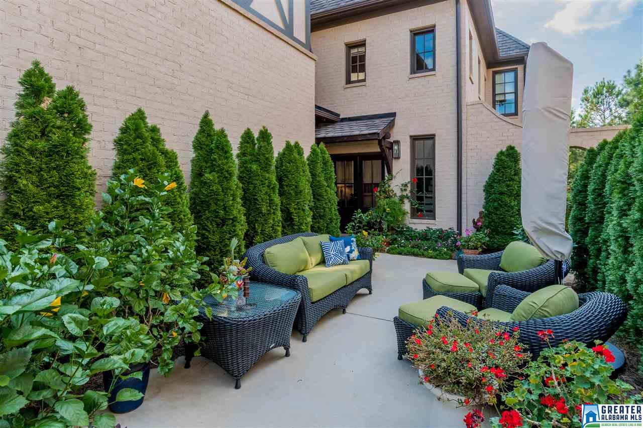 5600 NORTHRIDGE CIR, Hoover, AL 35244