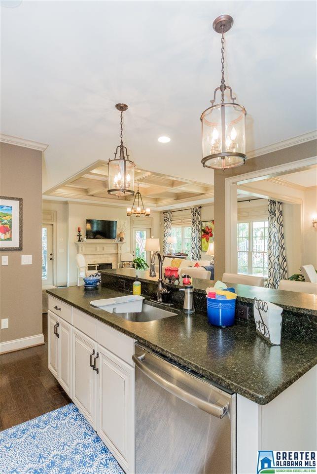 5600 NORTHRIDGE CIR, Hoover, AL 35244