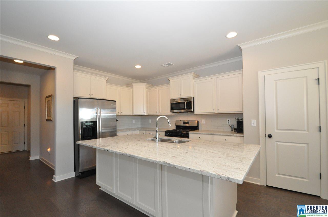 5098 PARK SIDE CIR, Hoover, AL 35244
