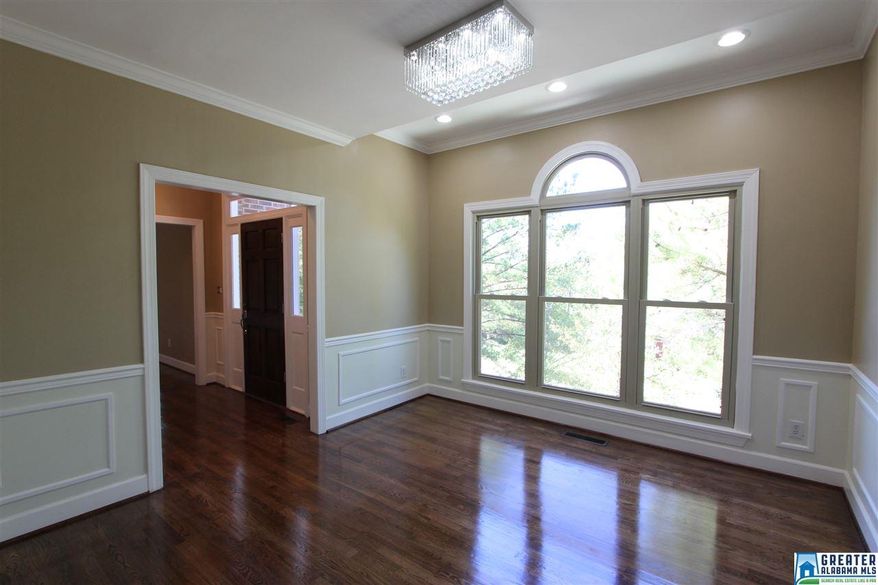 2360 ALTADENA CREST DR, Hoover, AL 35244