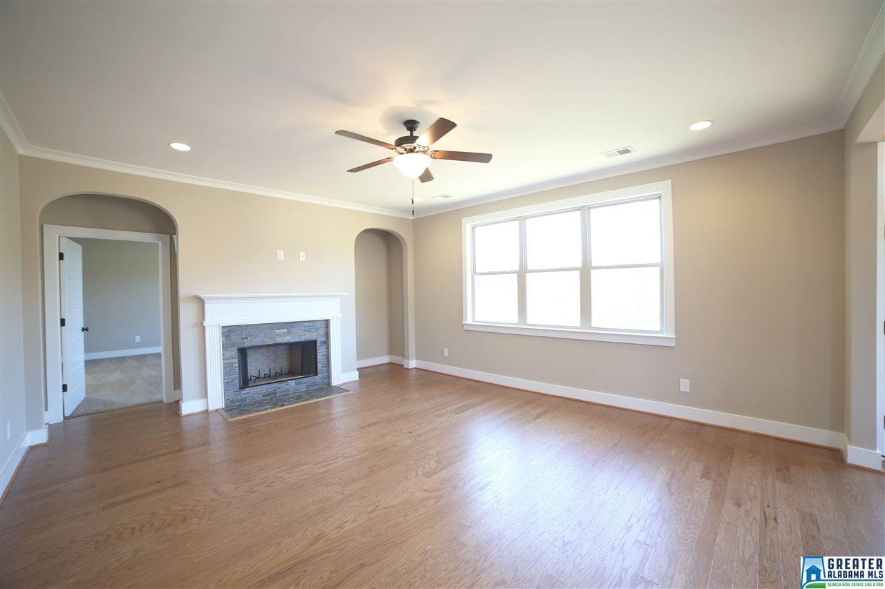 1870 LAKE CYRUS DR, Hoover, AL 35244