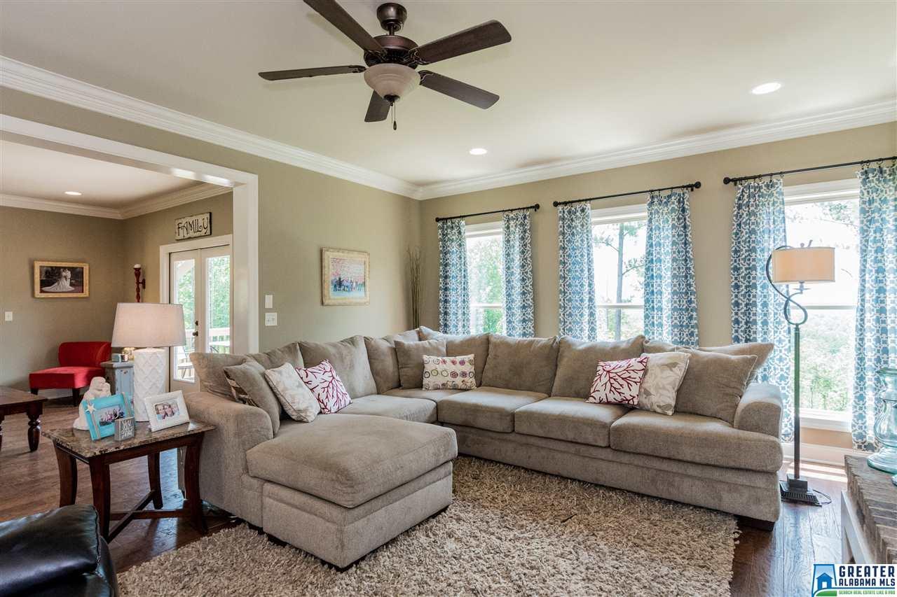 1808 SOUTHPOINTE DR, Hoover, AL 35244