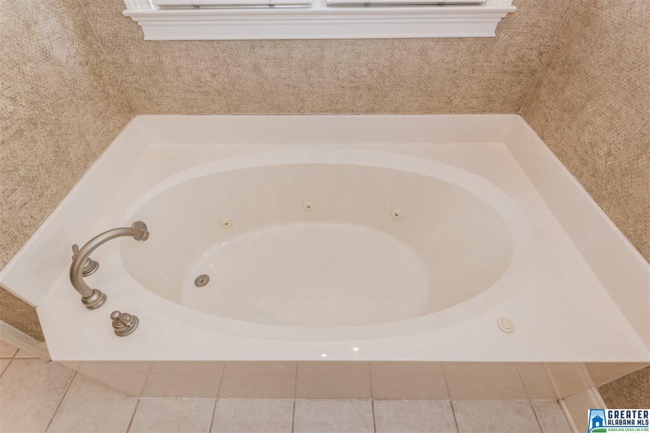 5640 CHESTNUT TRC, Hoover, AL 35244