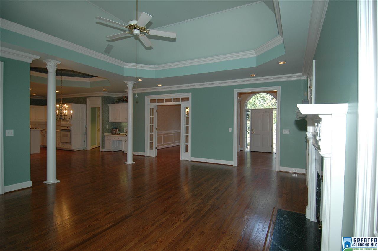 2057 BANEBERRY DR, Hoover, AL 35244