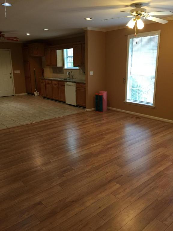 81 STONE BROOK COVE, Jasper, AL 35504