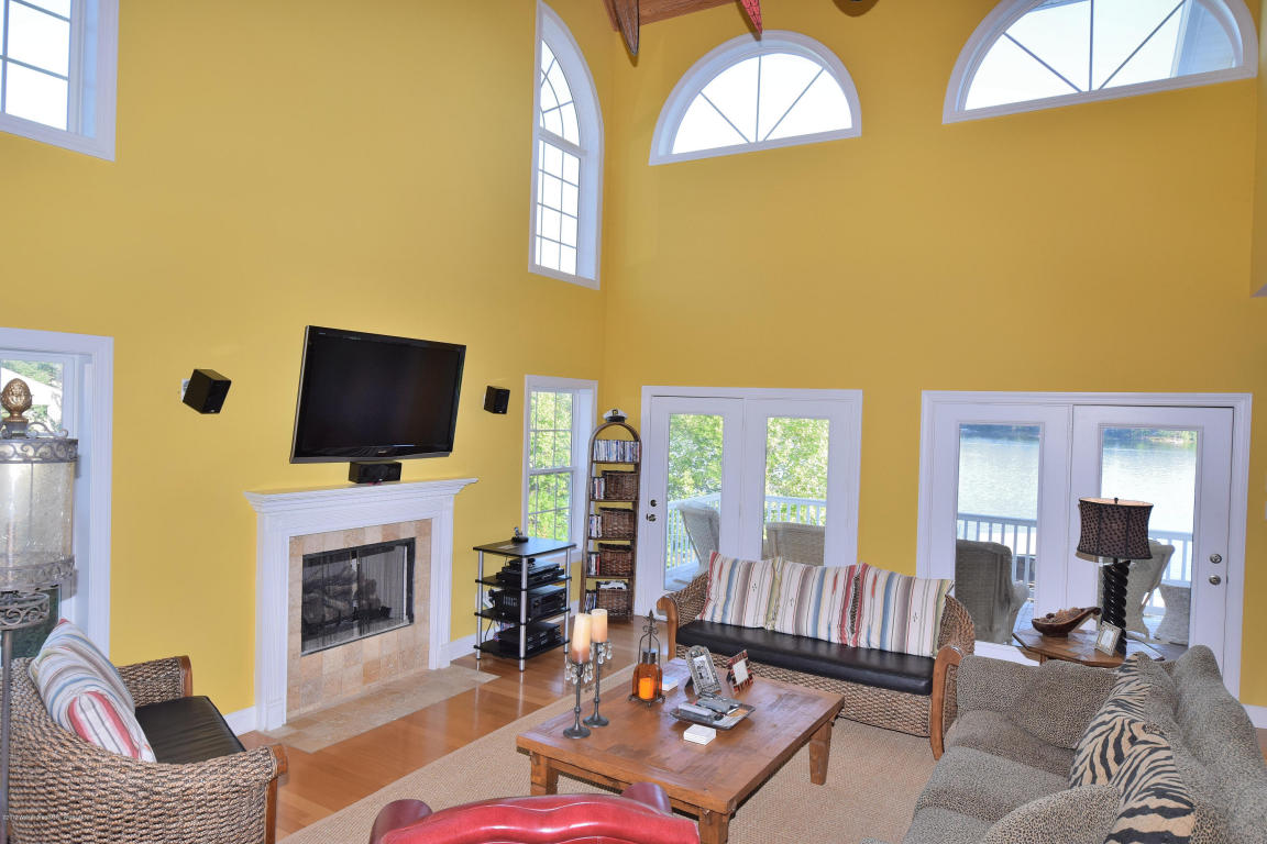 732 S POINTE Dr, Arley, AL 35541