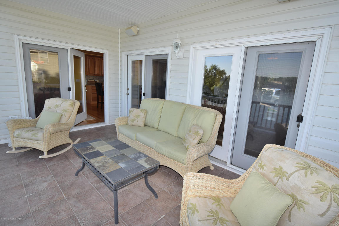 732 S POINTE Dr, Arley, AL 35541