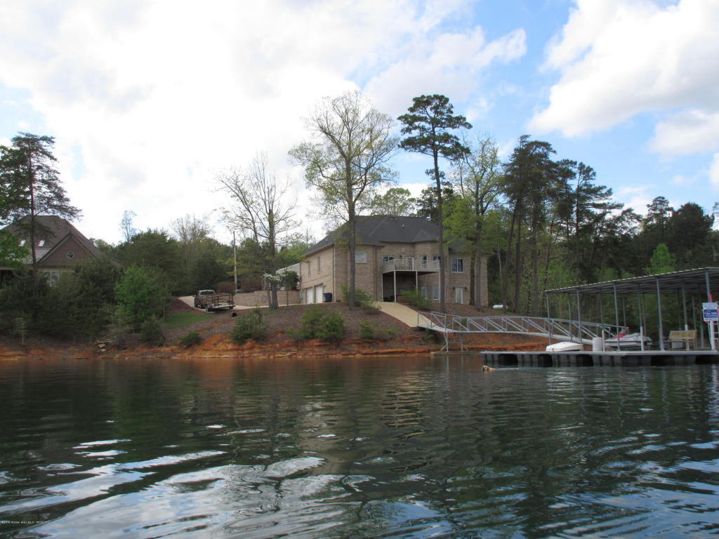 117 MCCOY POINTE Dr, Arley, AL 35541