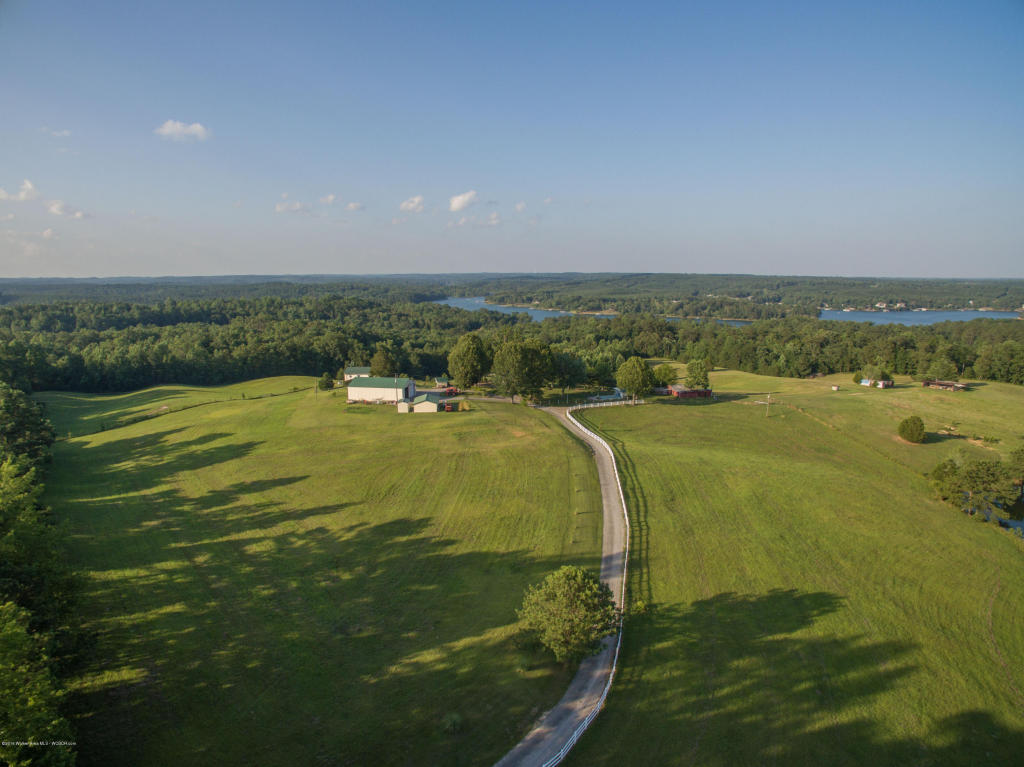 80 STALLION Dr, Double Springs, AL 35553