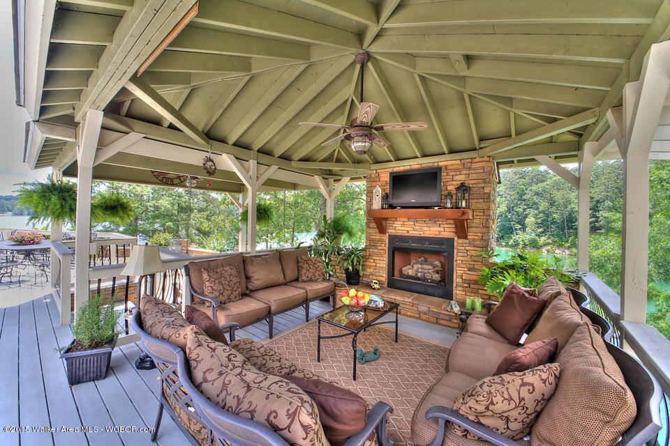 1332 GLADES Rd, Double Springs, AL 35553