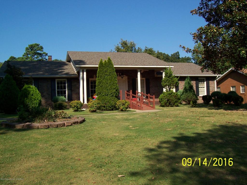 2710 15TH Ave, Haleyville, AL 35565