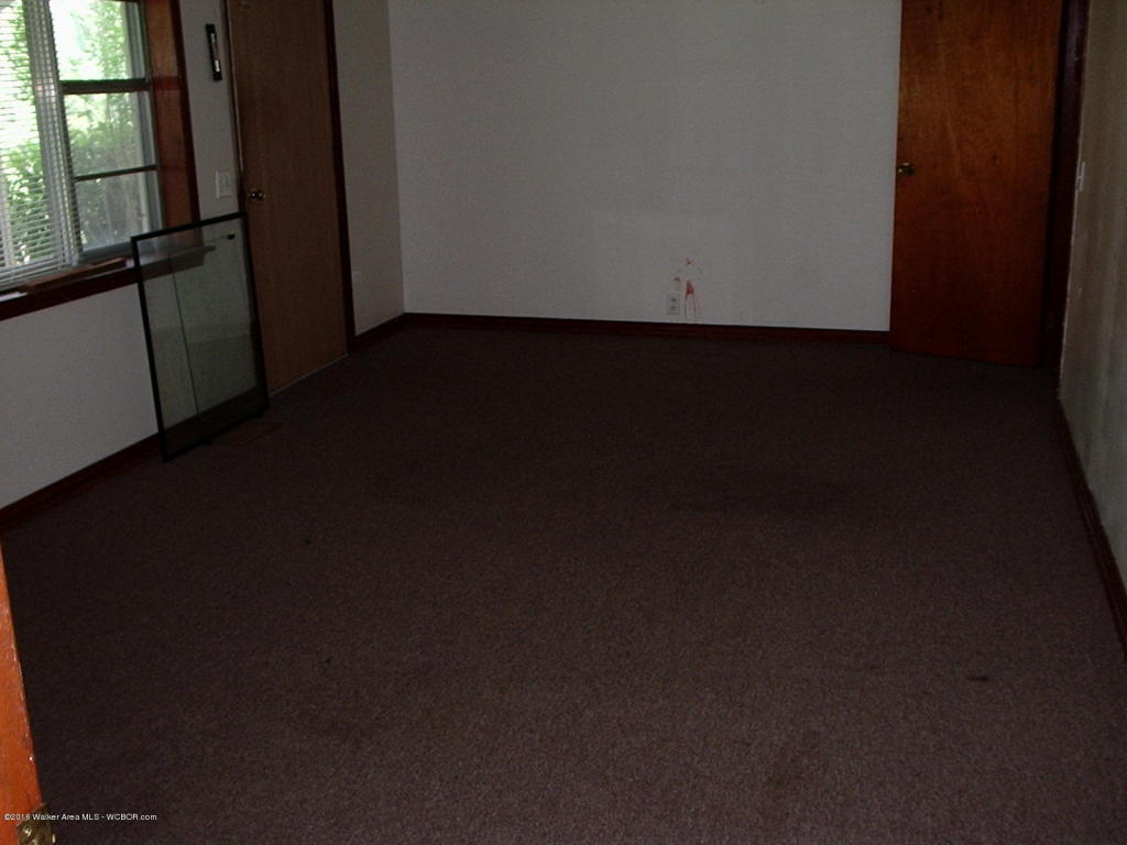 18262 AL-129, Haleyville, AL 35565
