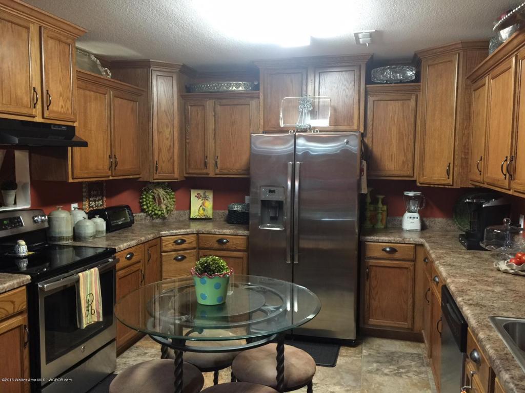 225 AIRPORT Rd, Haleyville, AL 35565