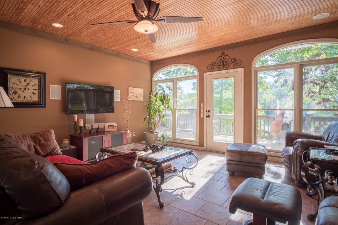 157 BIG BEND ROAD, Houston, AL 35572