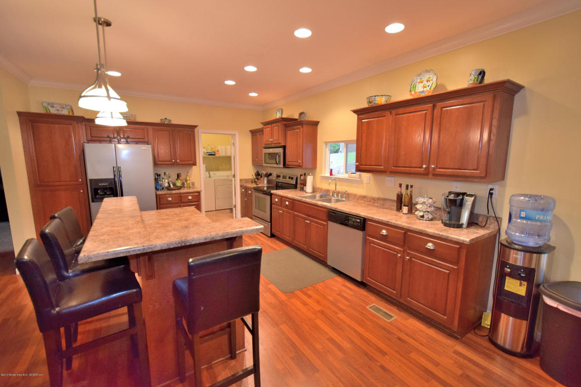 1172 VALLEY DRIVE, Houston, AL 35572
