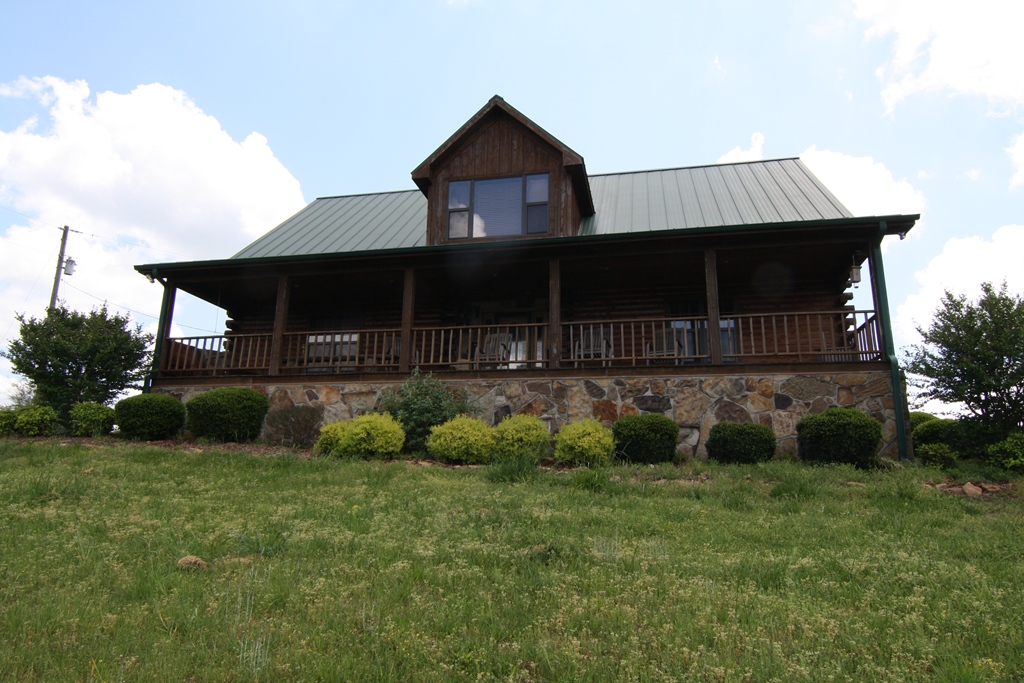311 Hollow Rd, Spruce Pine, AL 35585