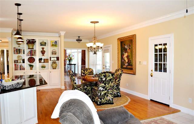 2148 East Upper River Road, Decatur, AL 35603