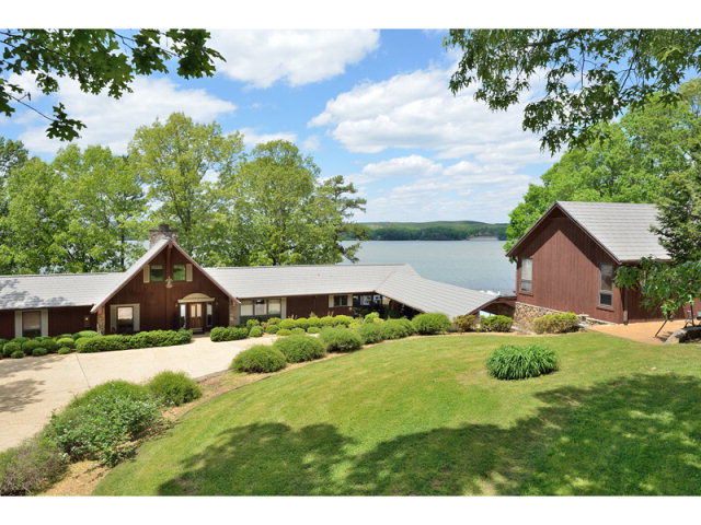 475 Riverview Cr, Cherokee, AL 35616