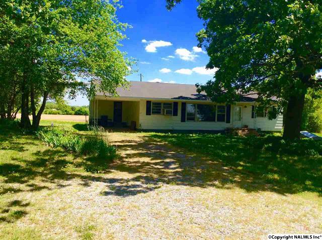 963 Liberty Road, Danville, AL 35619