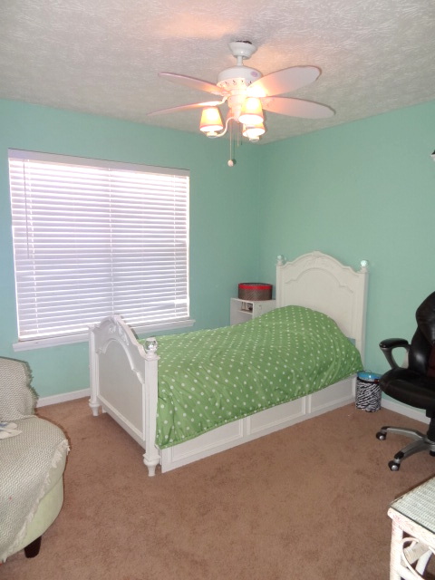 25 Vest Road, Eva, AL 35621