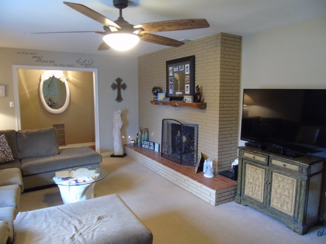 1314 Hackett Blvd, Florence, AL 35630