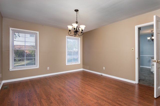 437 Roxie Dr, Florence, AL 35630