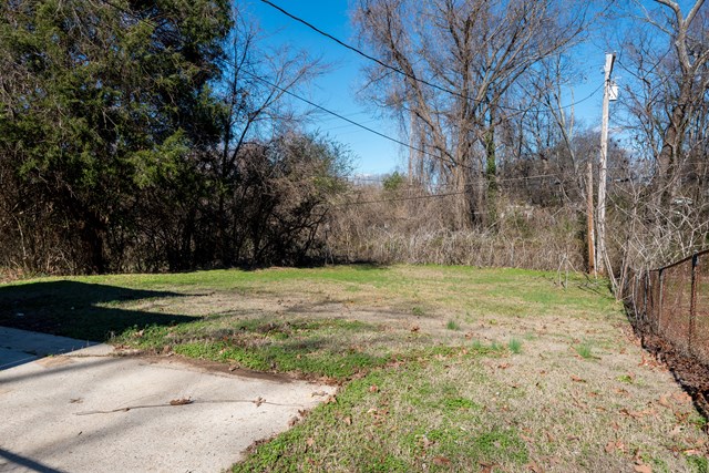 1014 Ridgeway Ave, Florence, AL 35630