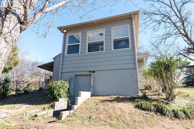 1014 Ridgeway Ave, Florence, AL 35630