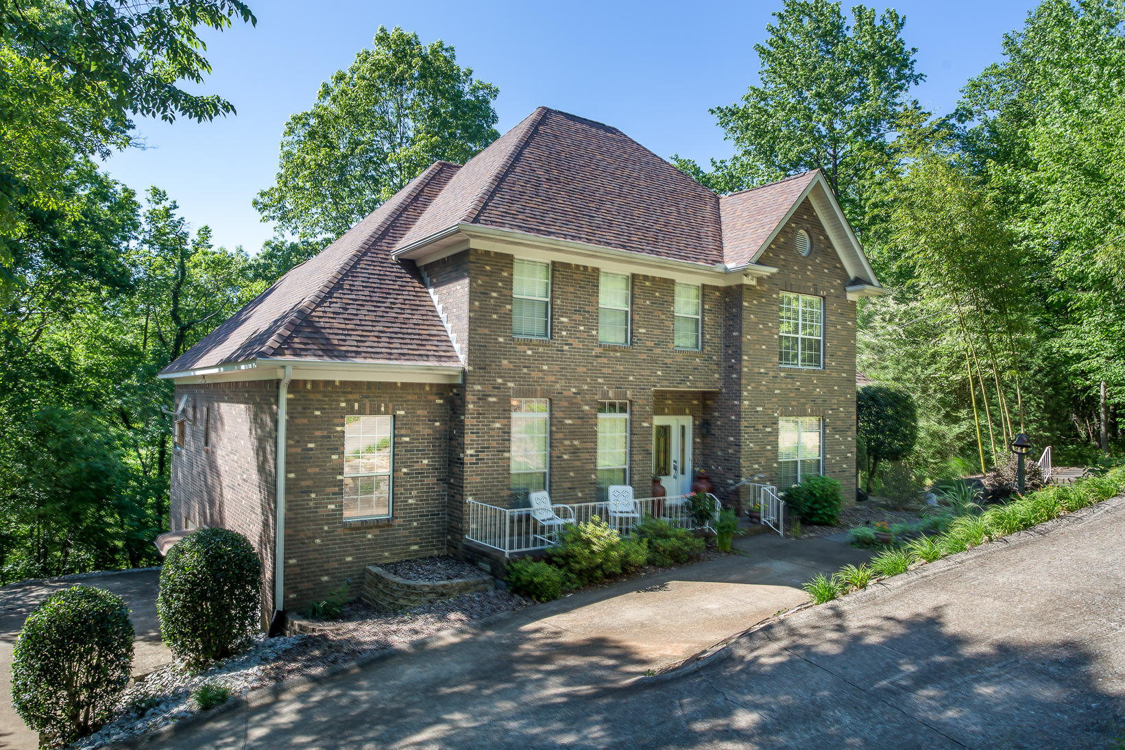 259 Creekside Dr, Florence, AL 35630