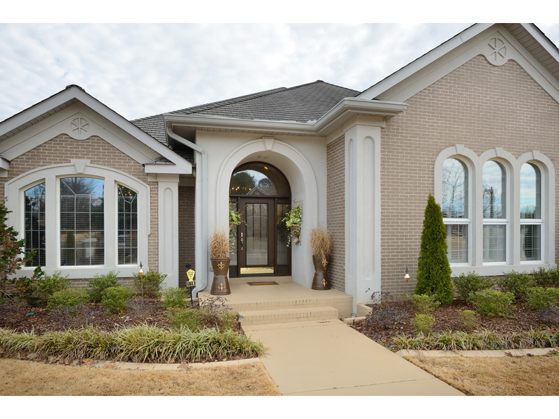 116 Martha Ann Ln, Florence, AL 35630