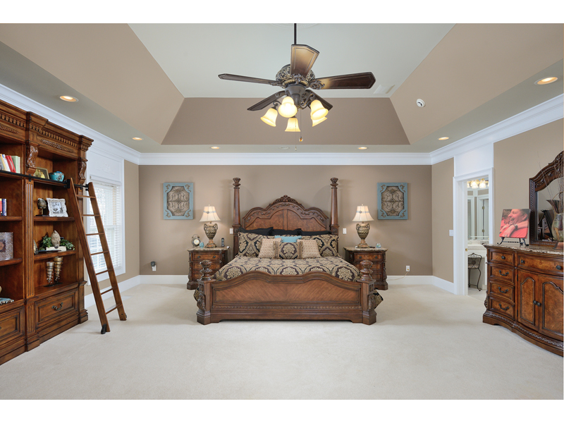 116 Martha Ann Ln, Florence, AL 35630
