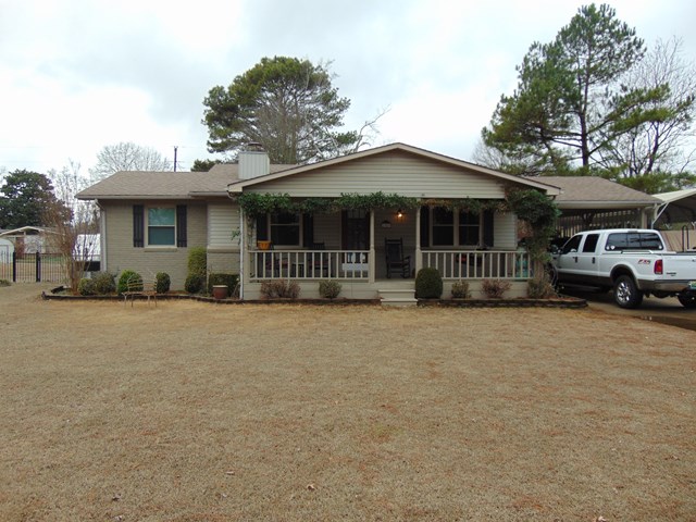 109 Hughes St, Florence, AL 35633