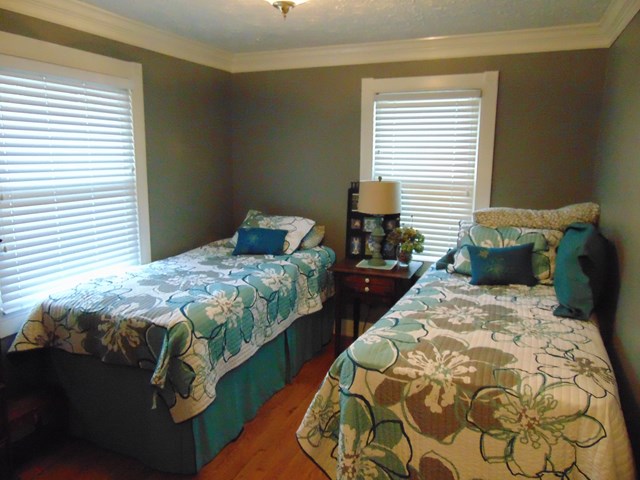 109 Hughes St, Florence, AL 35633