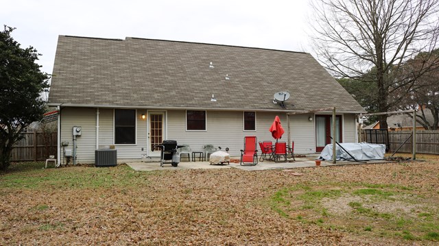 116 Twin Oak Dr, Florence, AL 35633