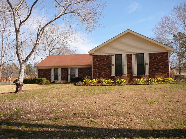 109 Crosslin Lane, Florence, AL 35633