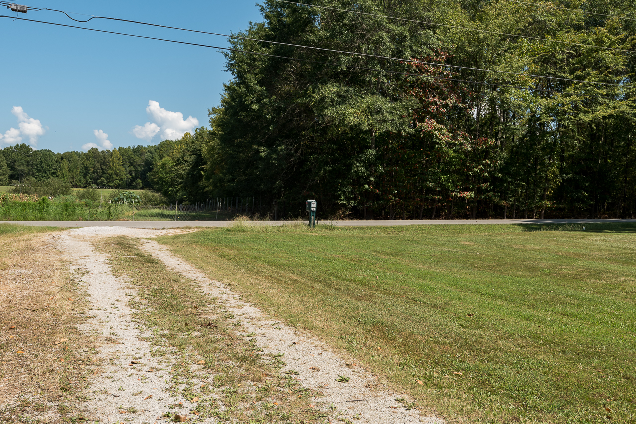 705 CR 9, Florence, AL 35633