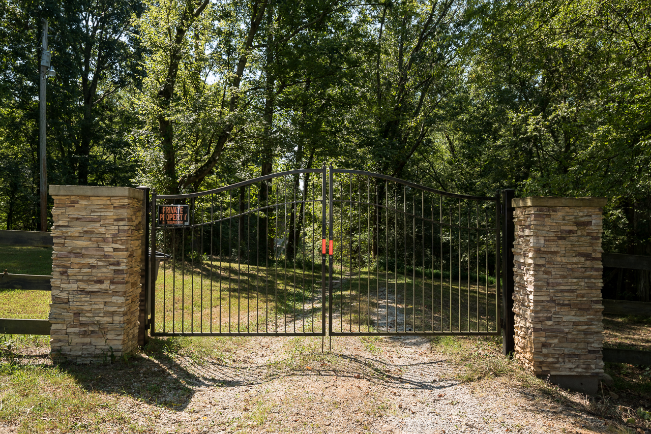 705 CR 9, Florence, AL 35633