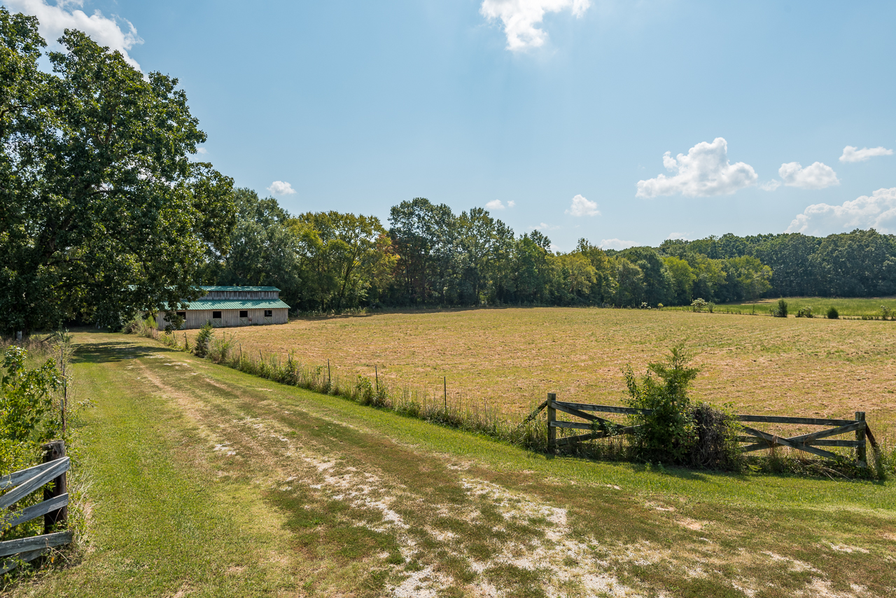 705 CR 9, Florence, AL 35633