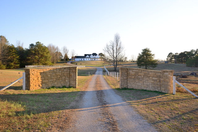 625 CR 457, Florence, AL 35633