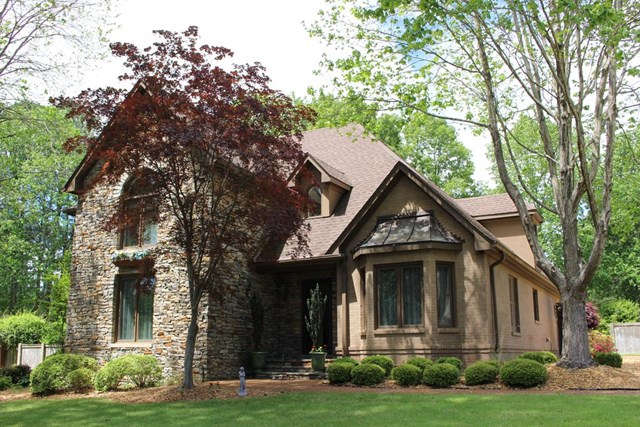 231 Indian Springs Dr, Florence, AL 35634