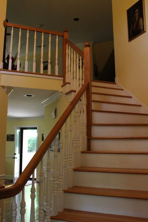 231 Indian Springs Dr, Florence, AL 35634