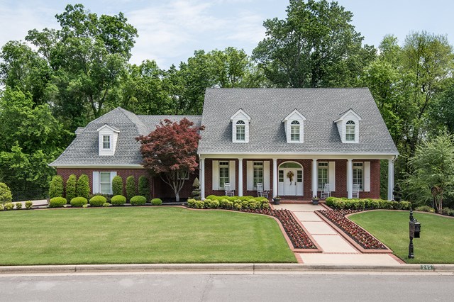 245 Indian Springs Dr, Florence, AL 35634