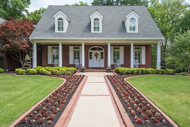 245 Indian Springs Dr, Florence, AL 35634