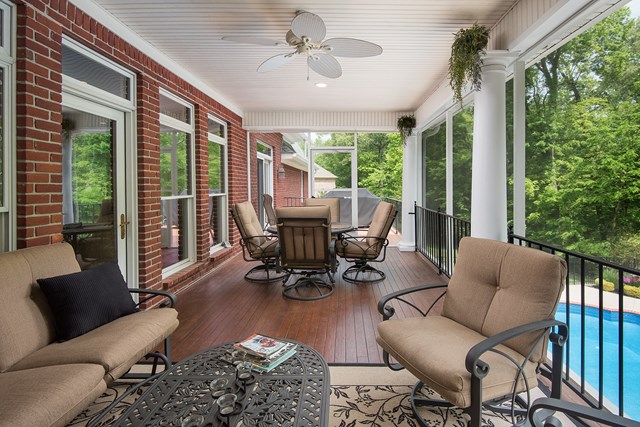 245 Indian Springs Dr, Florence, AL 35634